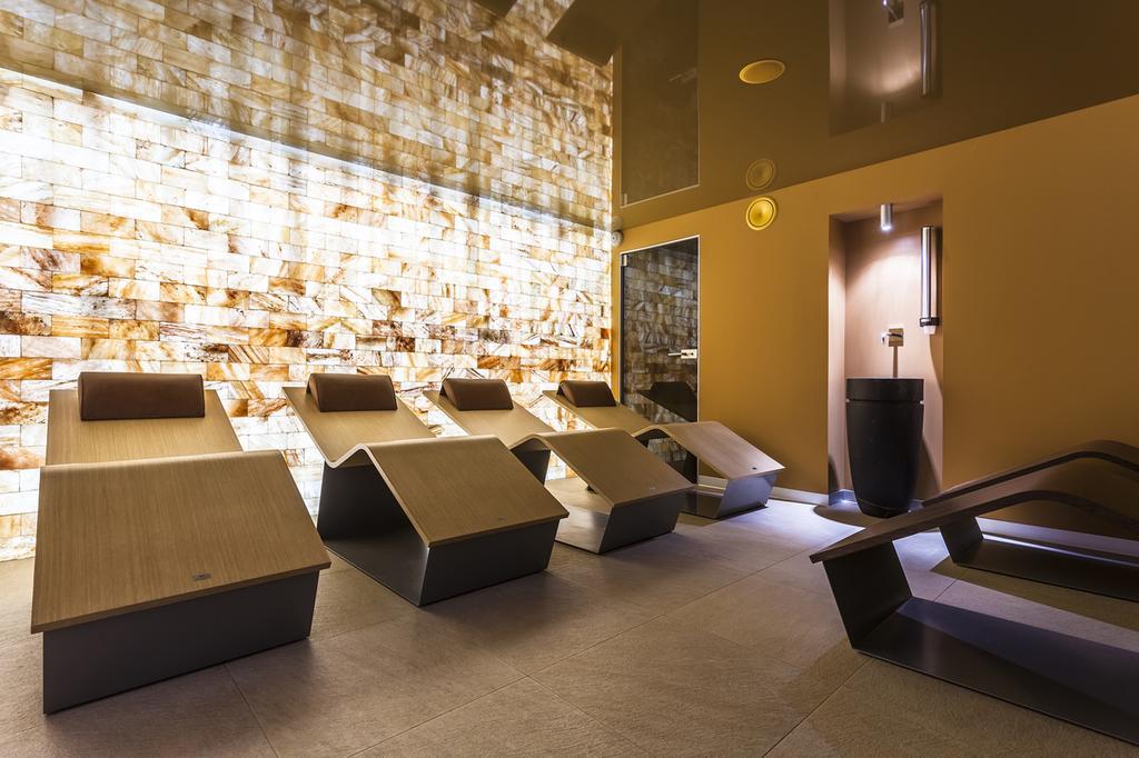 Resident Resort Harrachov & Grotta Spa Екстериор снимка