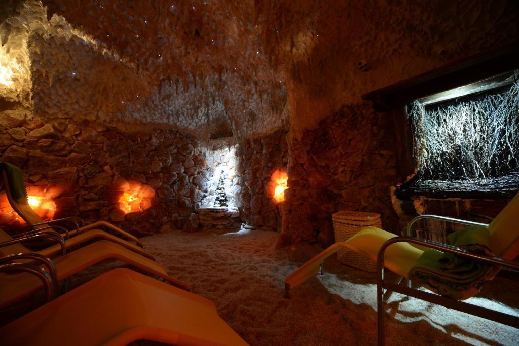 Resident Resort Harrachov & Grotta Spa Екстериор снимка